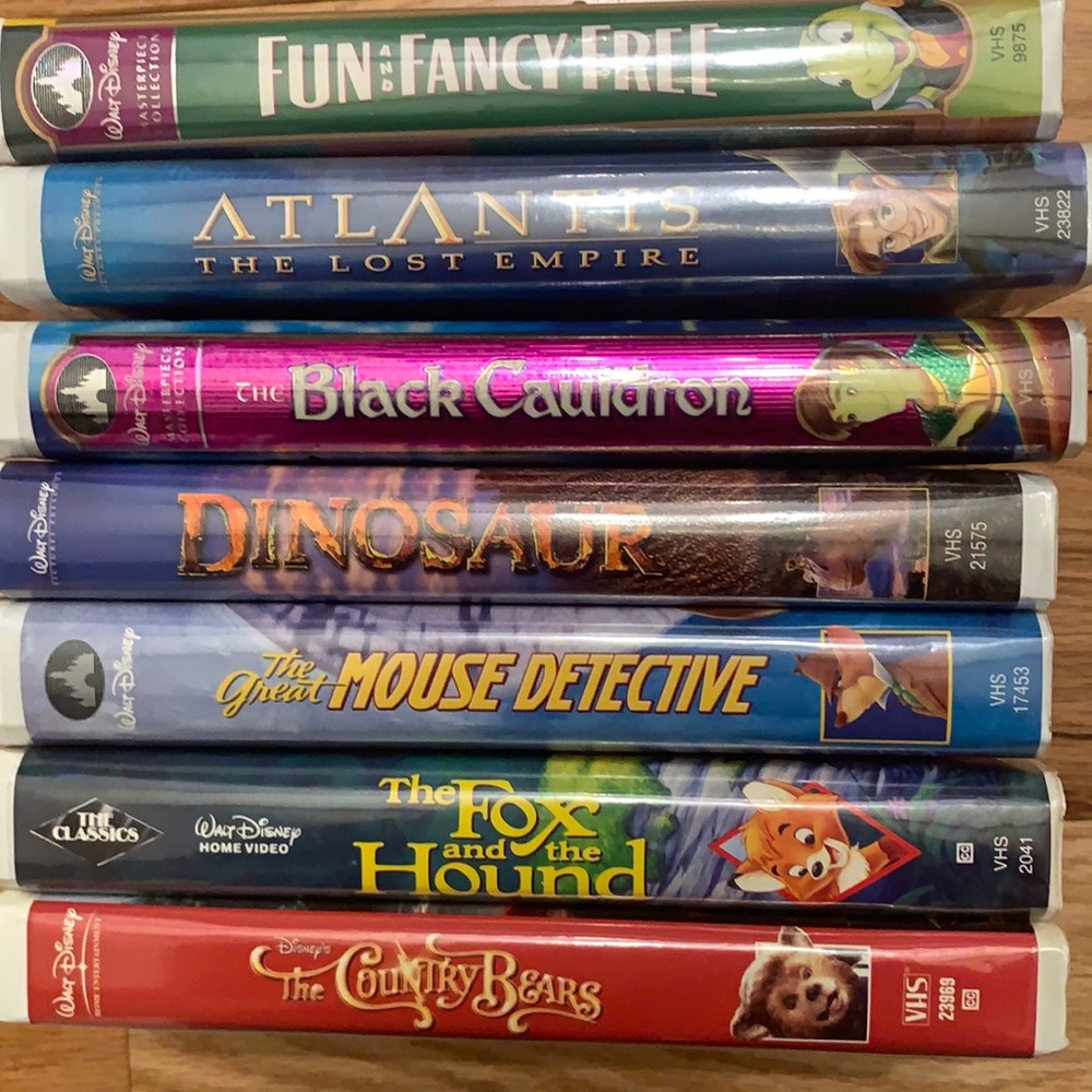 Some miscellaneous animated Disney movies on VHS… Seven in total